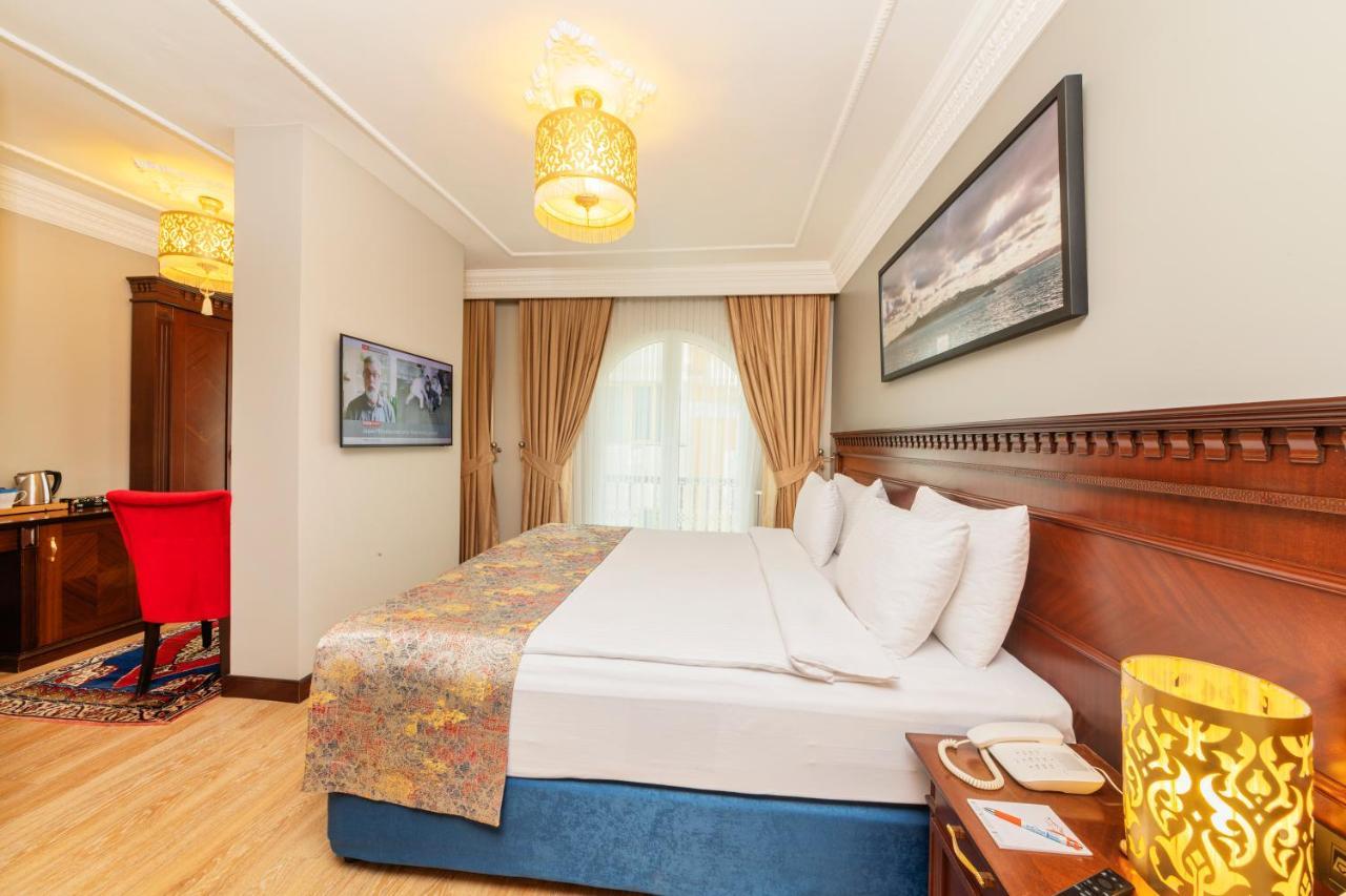 The Magnaura Palace Hotel Istanbul Exteriör bild
